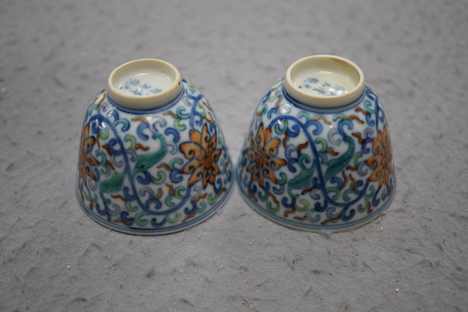 A pair of Chinese doucai cups, Guangxu mark and period (1875-1908)